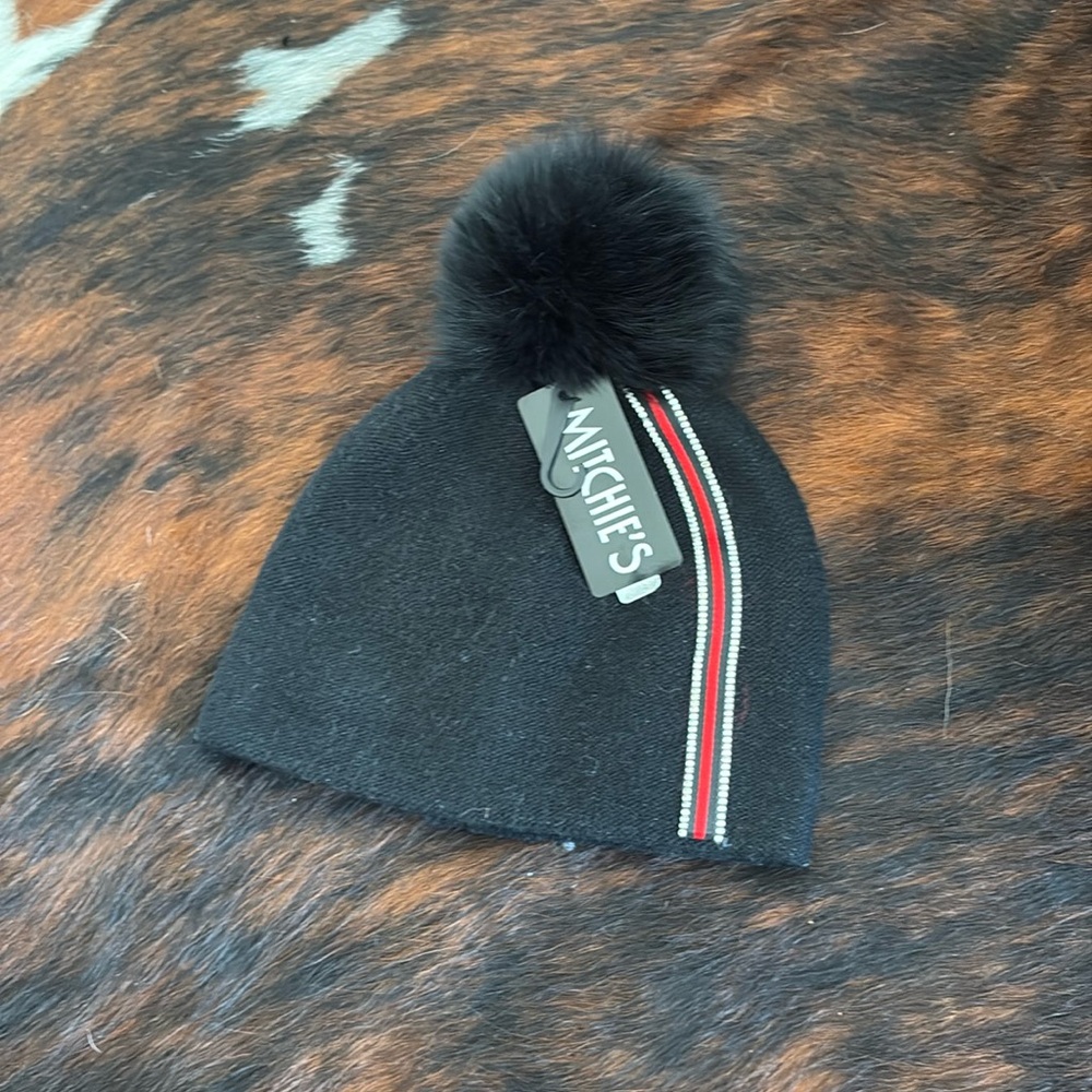 Mitchie’s Matchings Women’s beanie NWT!